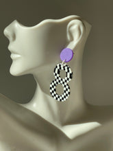 Load image into Gallery viewer, Year-rings -black and white checkerboard number 8 earrings
